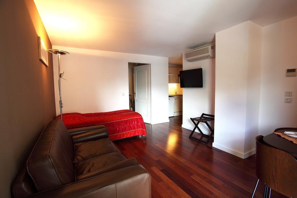Hotel La Scala Питивье Экстерьер фото