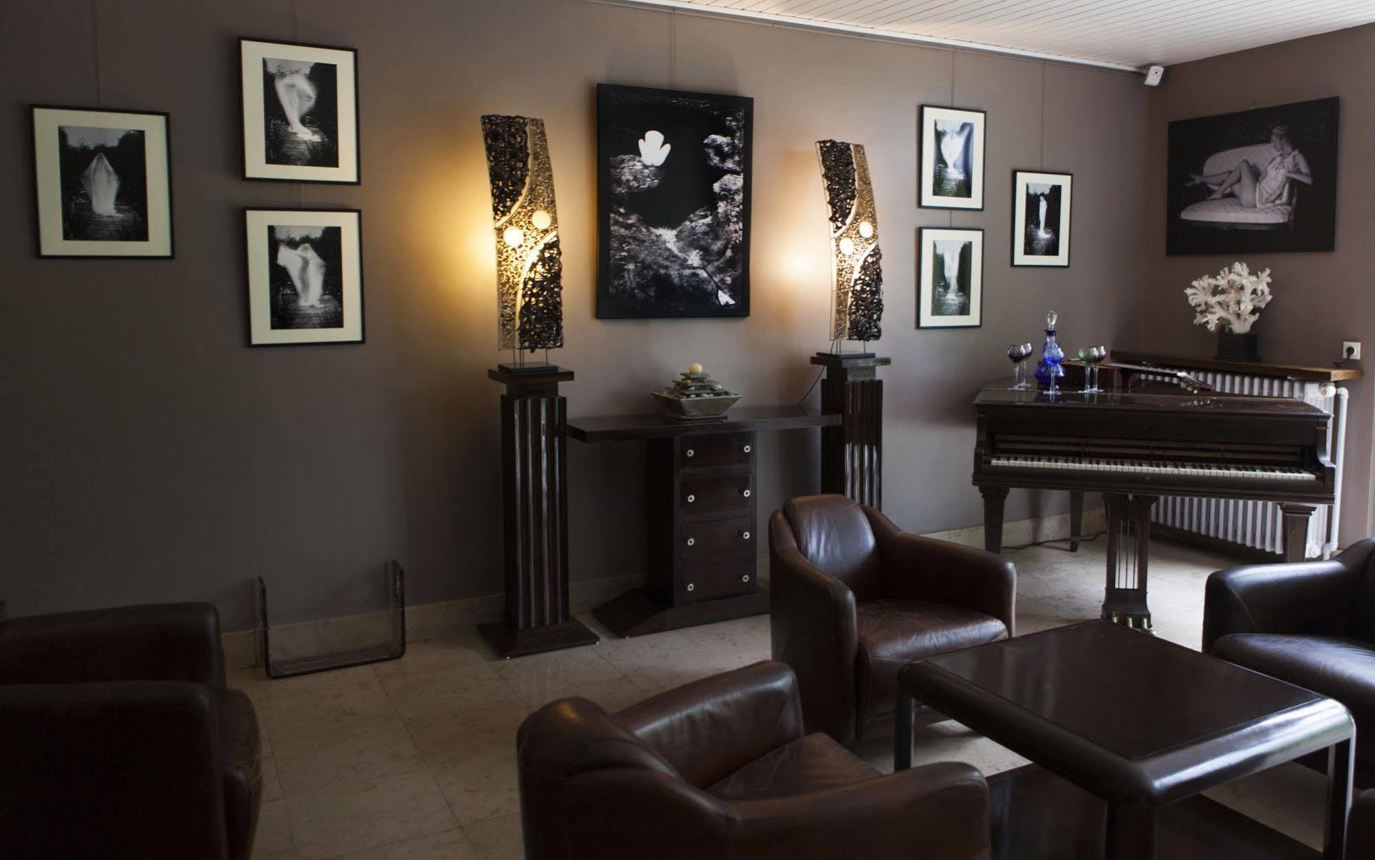 Hotel La Scala Питивье Экстерьер фото