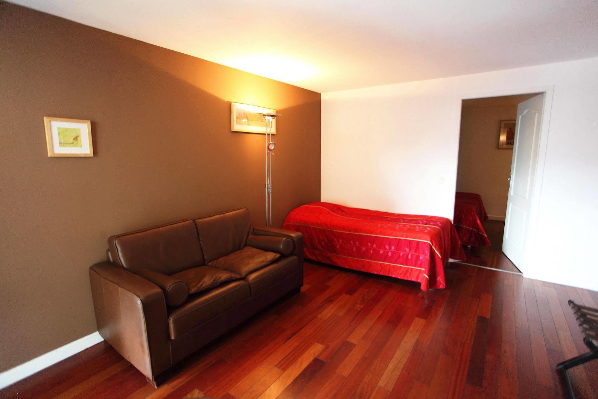 Hotel La Scala Питивье Экстерьер фото